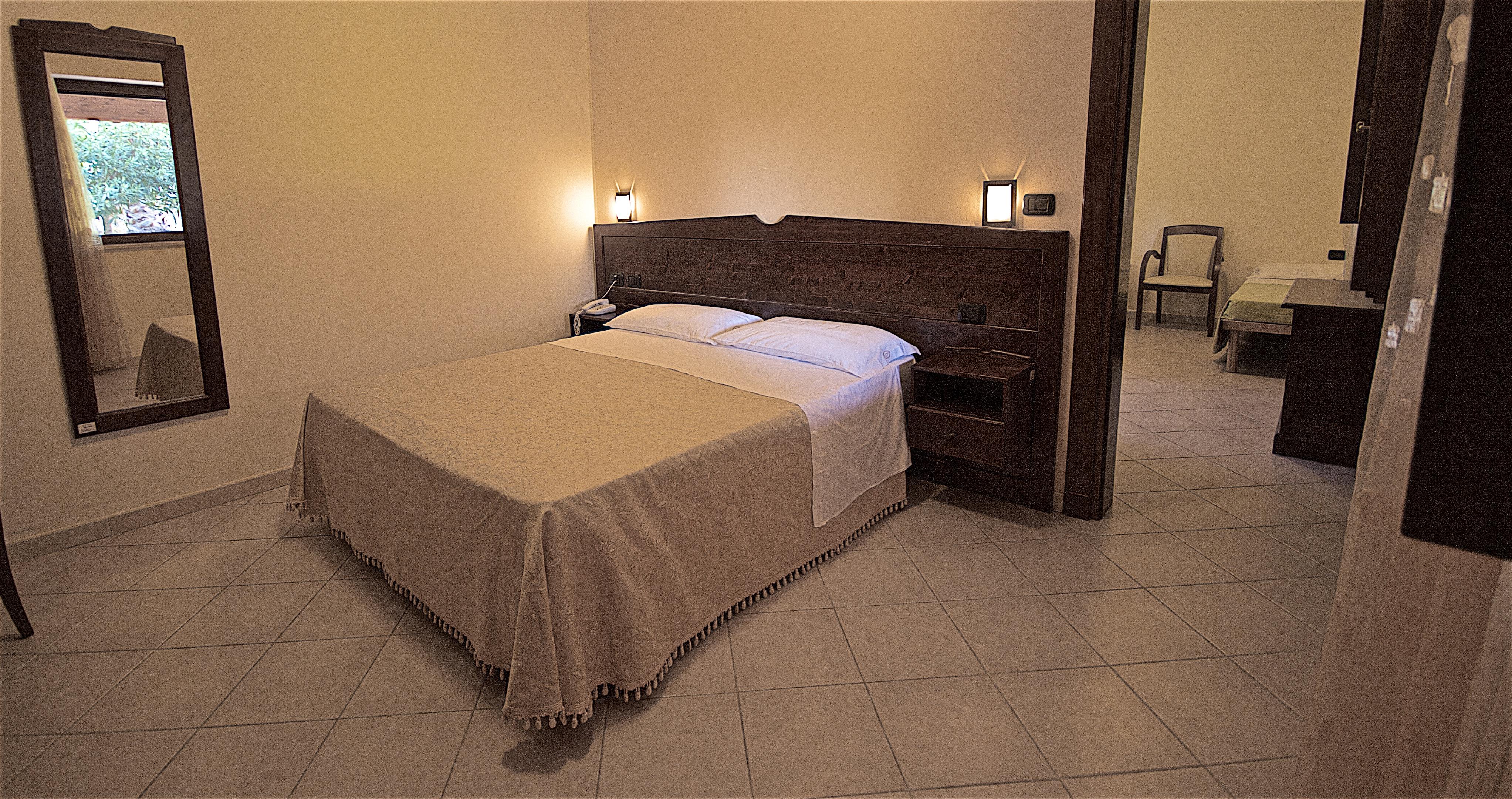 Hotel Masseria Le Pajare เปรสซิกเช ภายนอก รูปภาพ