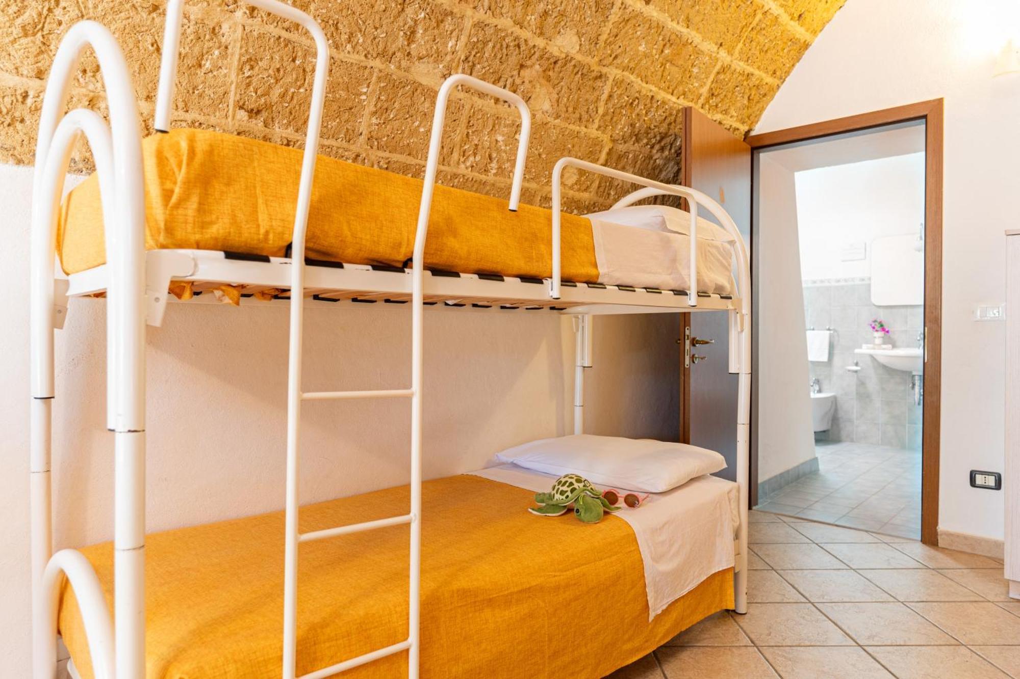 Hotel Masseria Le Pajare เปรสซิกเช ห้อง รูปภาพ