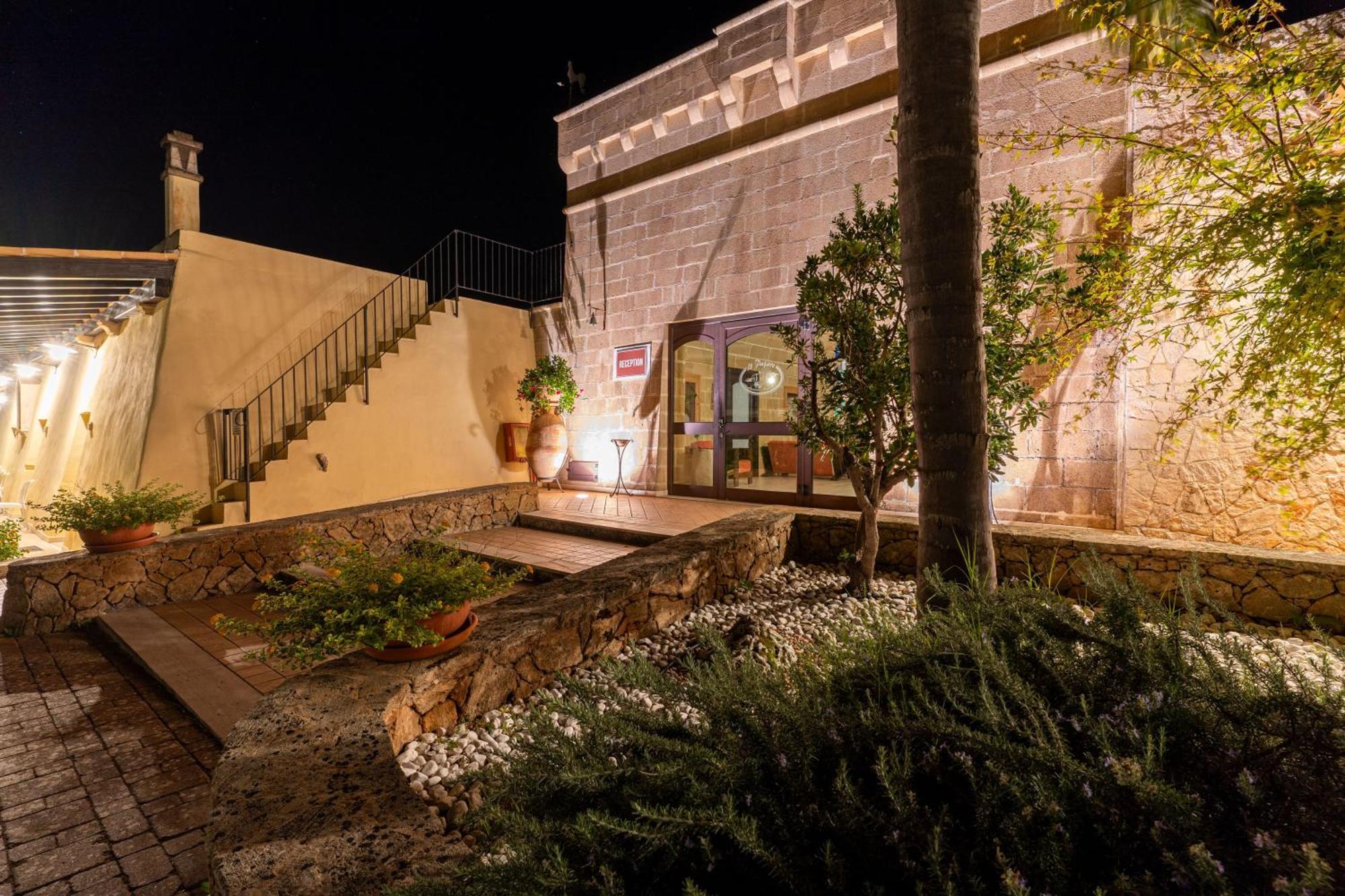 Hotel Masseria Le Pajare เปรสซิกเช ภายนอก รูปภาพ